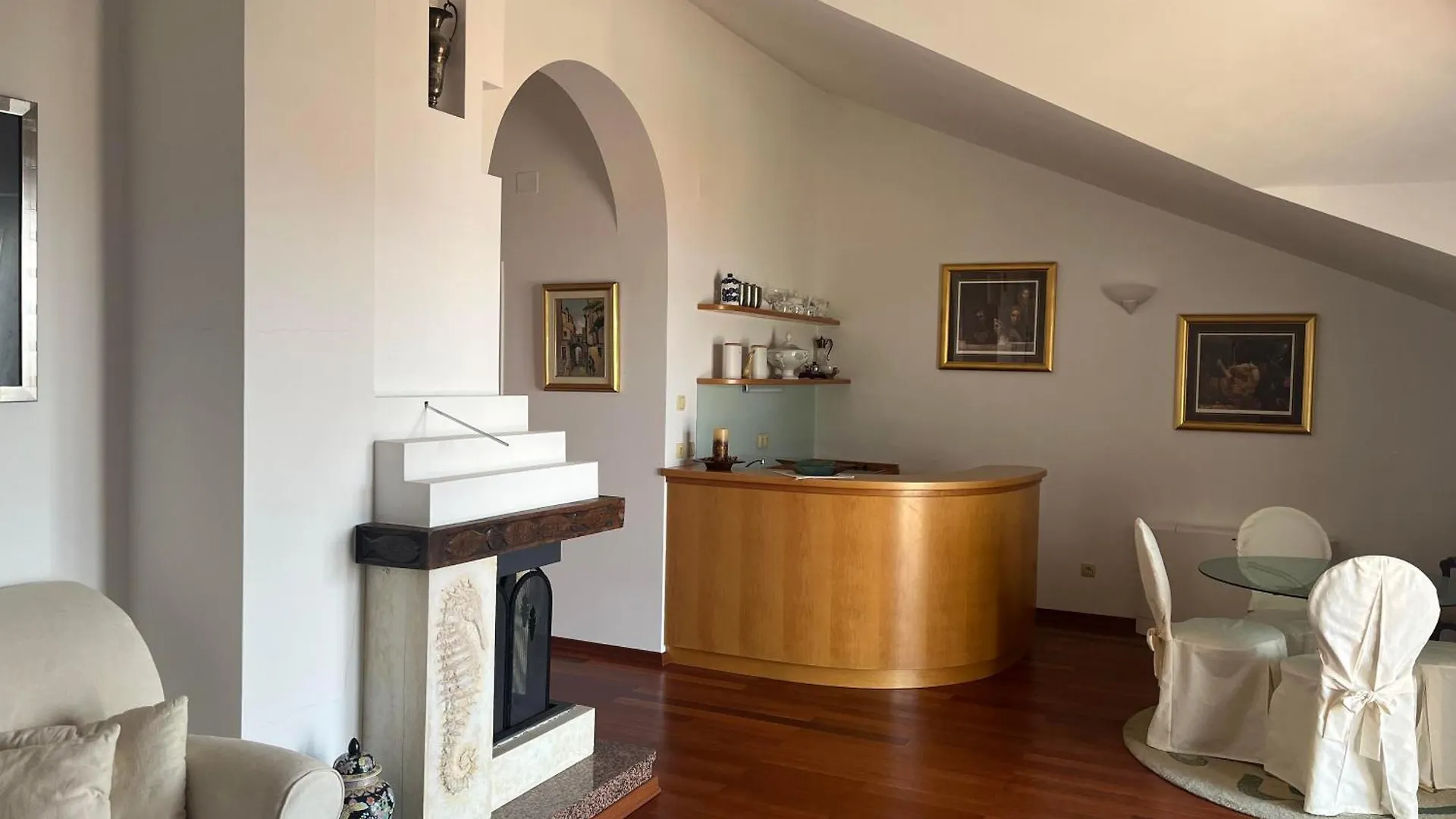 Villa Laura Selce 0*,  Croatia
